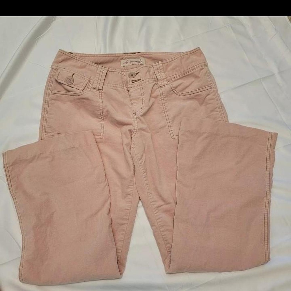 Ladies Aeropostale 9/10 Short Pink low Rise Pants